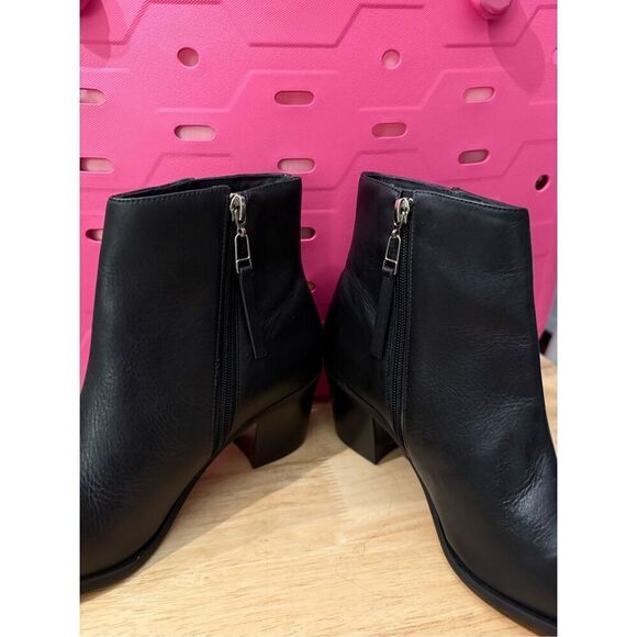 Able Black Leather Dorset Boot - Picture 7 of 10